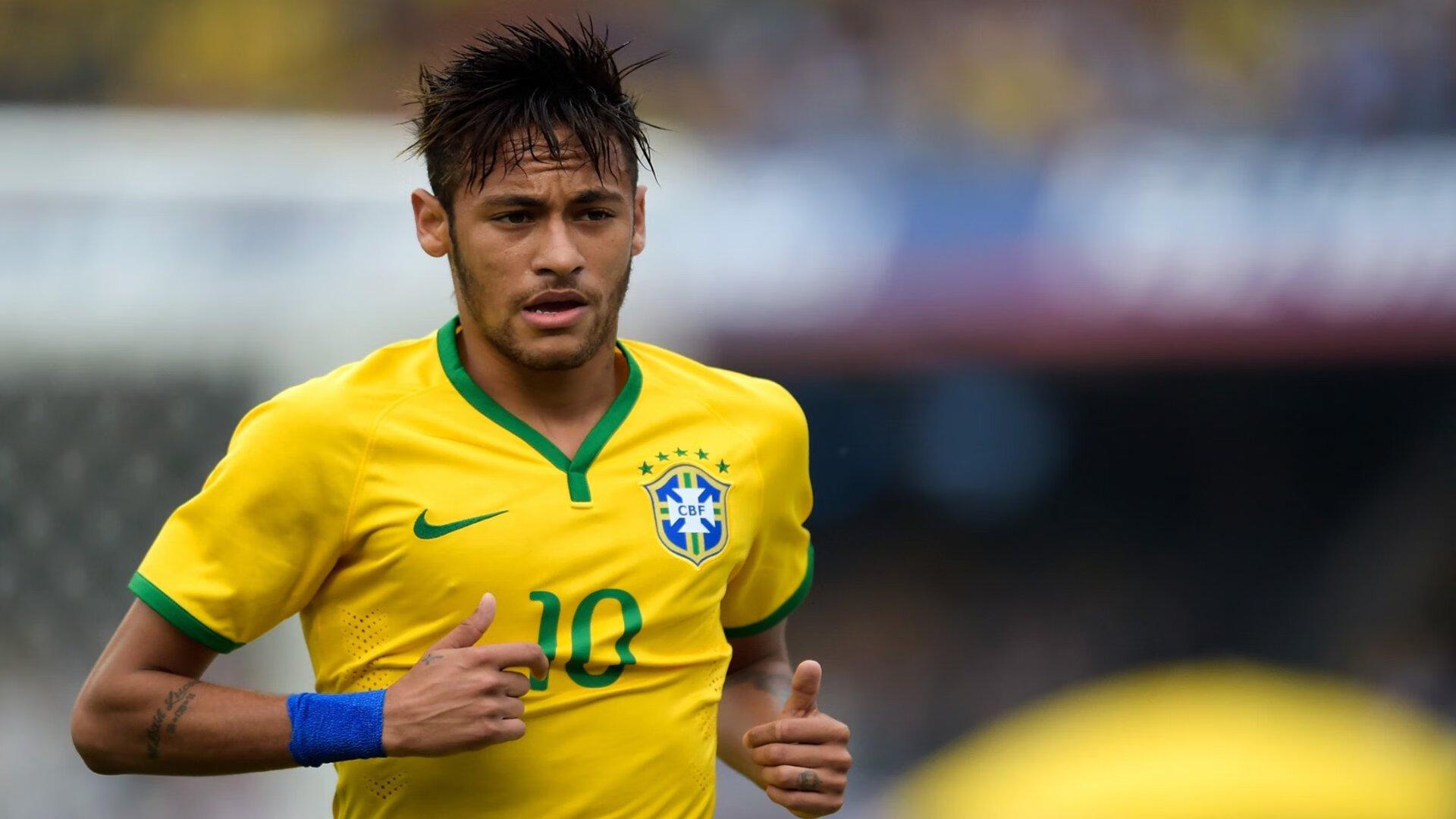 姆巴佩帽子戏法助巴黎圣日耳曼大胜里昂，法甲争冠悬念再起